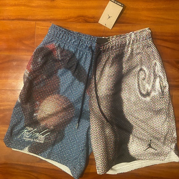 Jordan Shorts - Picture 3 of 5